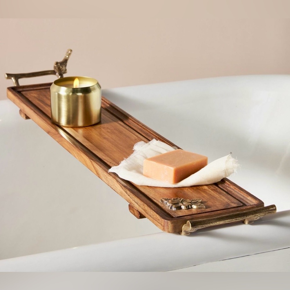 Anthropologie Everlee Bath Caddy NWT ( MSRP $168) has minor scratch.